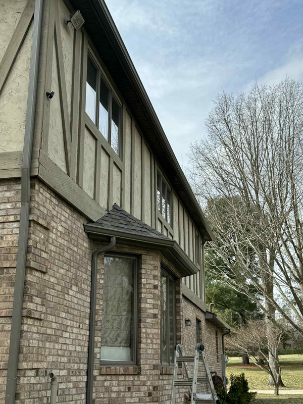 Custom Downspout Gutter near Edwardsville, IL